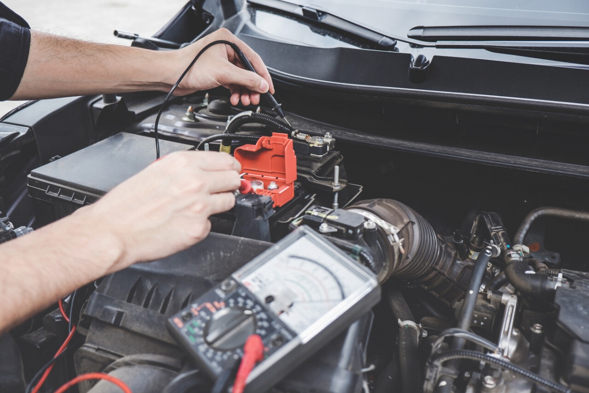 Bateria descarregando toda semana? Entenda o que pode estar acontecendo