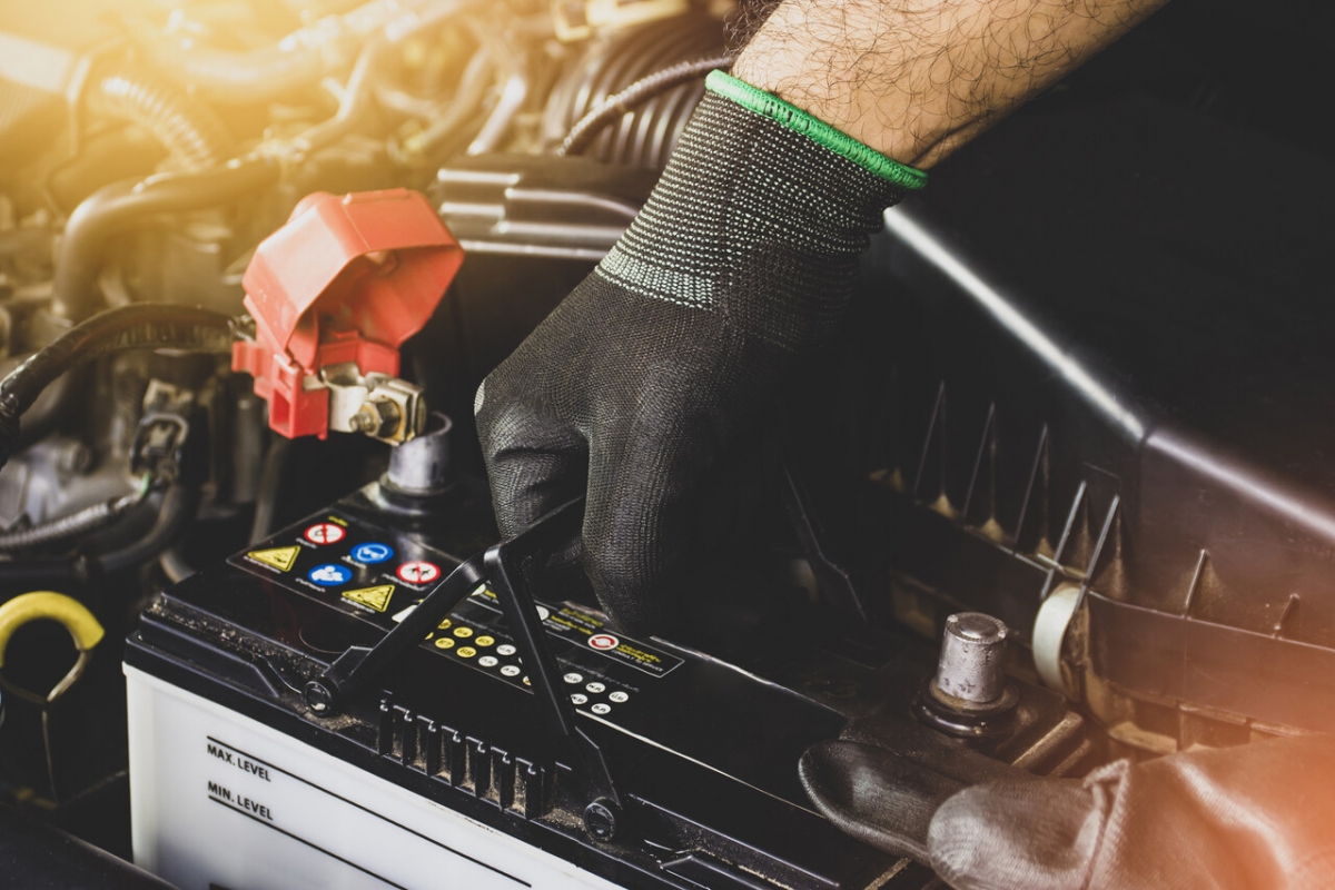 Bateria automotiva dura quanto tempo? Entenda a vida &uacute;til real